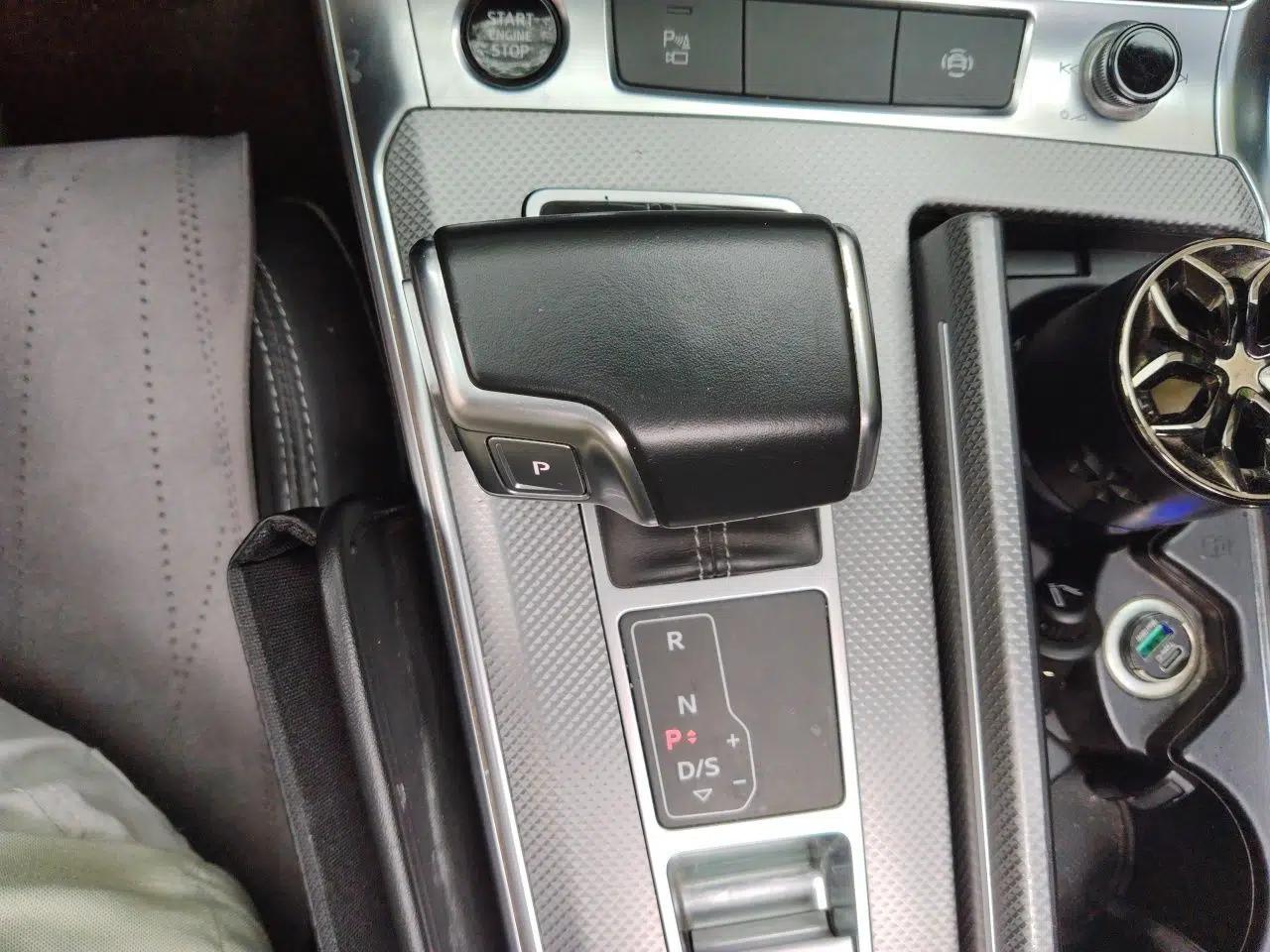 Audi A6L 2021 45 TFSI quattro Prestige Dynamic Edition — миниатюра 14