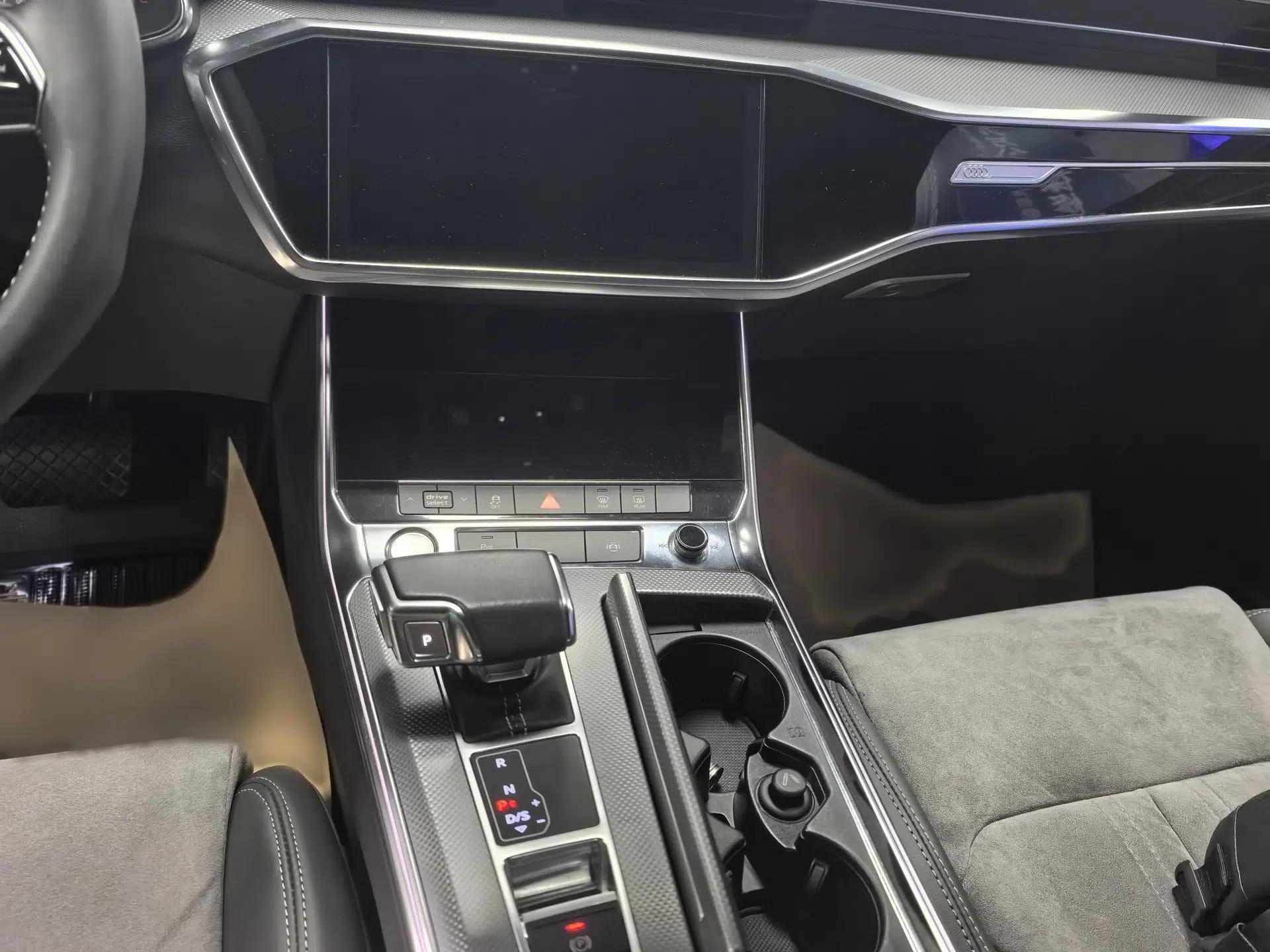 Audi A6L 2020 45 TFSI Prestige Dynamic Edition — миниатюра 13