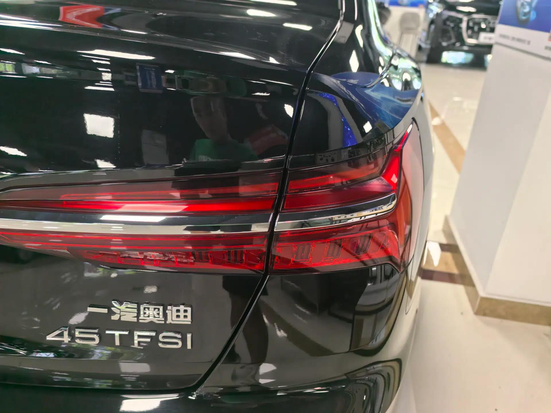 Audi A6L 2020 45 TFSI Prestige Dynamic Edition — миниатюра 6