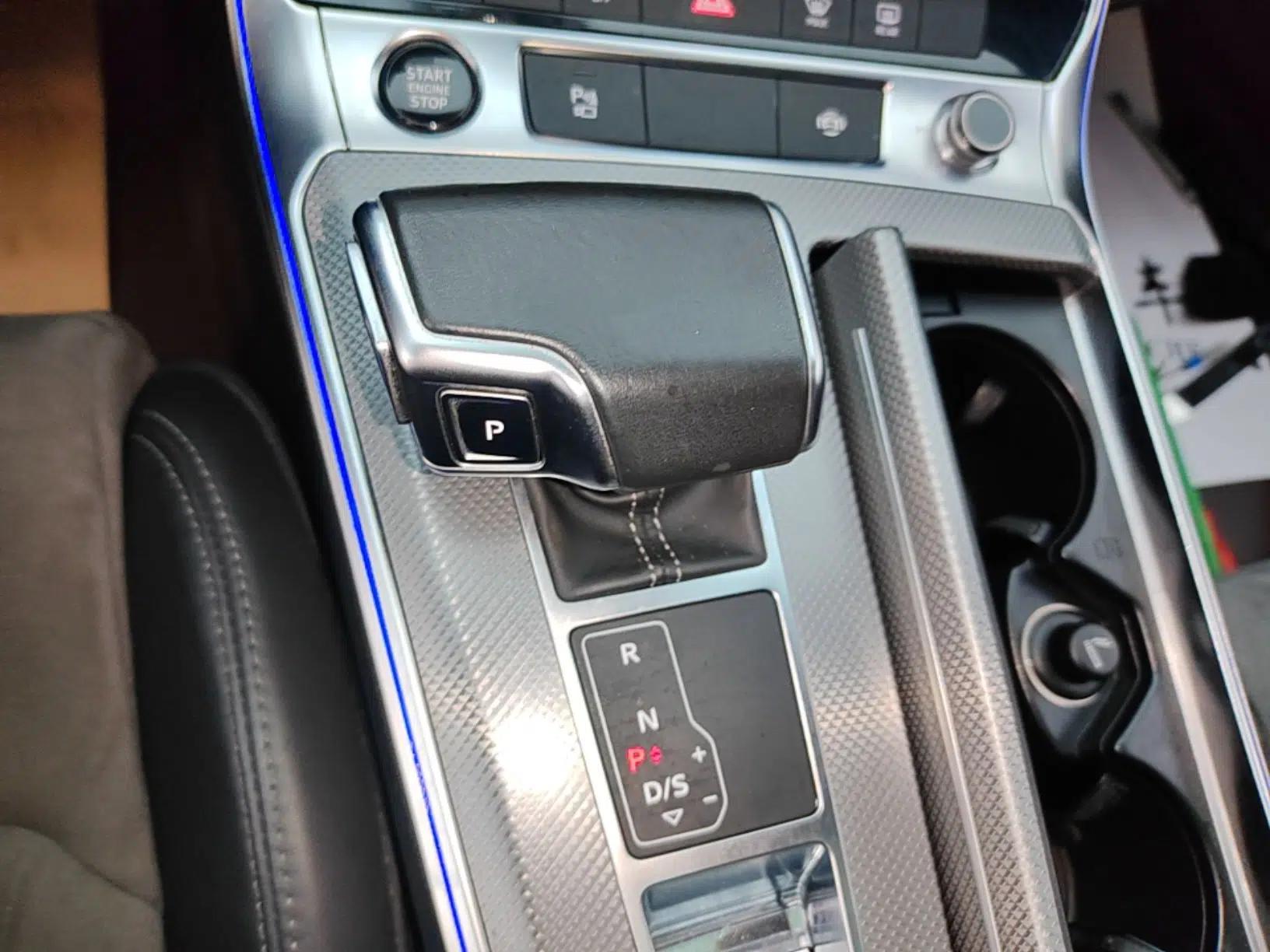 Audi A6L 2021 40 TFSI Luxury Dynamic Edition — миниатюра 16