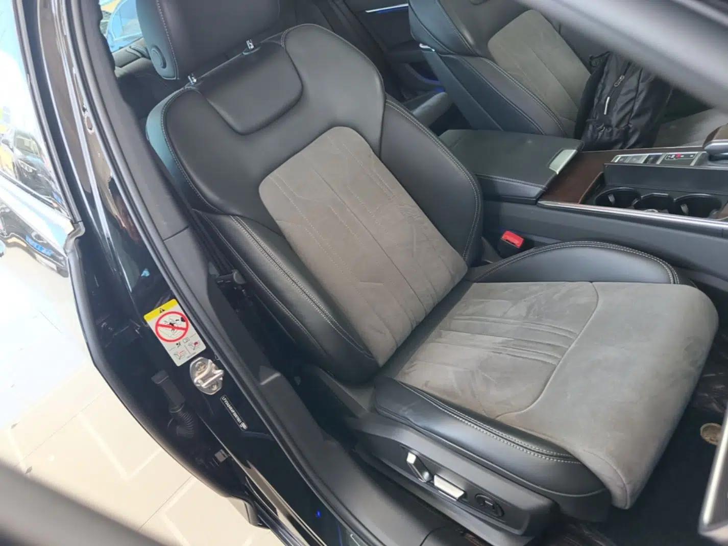 Audi A6L 2023 Revised 45 TFSI Prestige Dynamic Edition — миниатюра 19