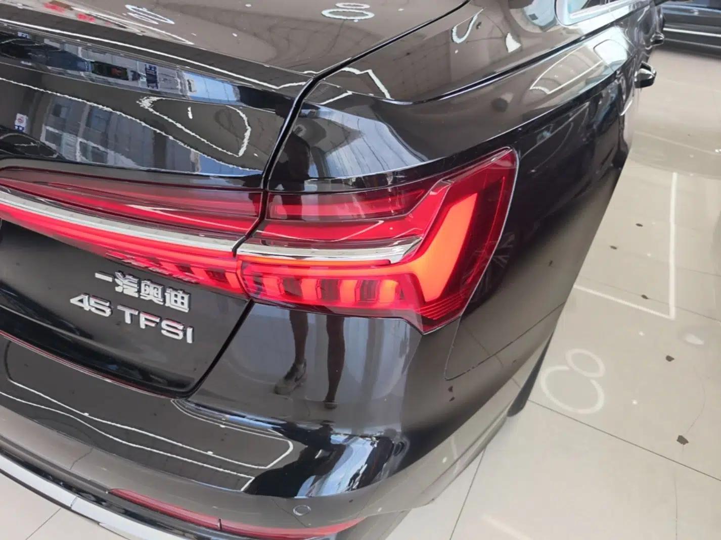 Audi A6L 2023 Revised 45 TFSI Prestige Dynamic Edition — миниатюра 9