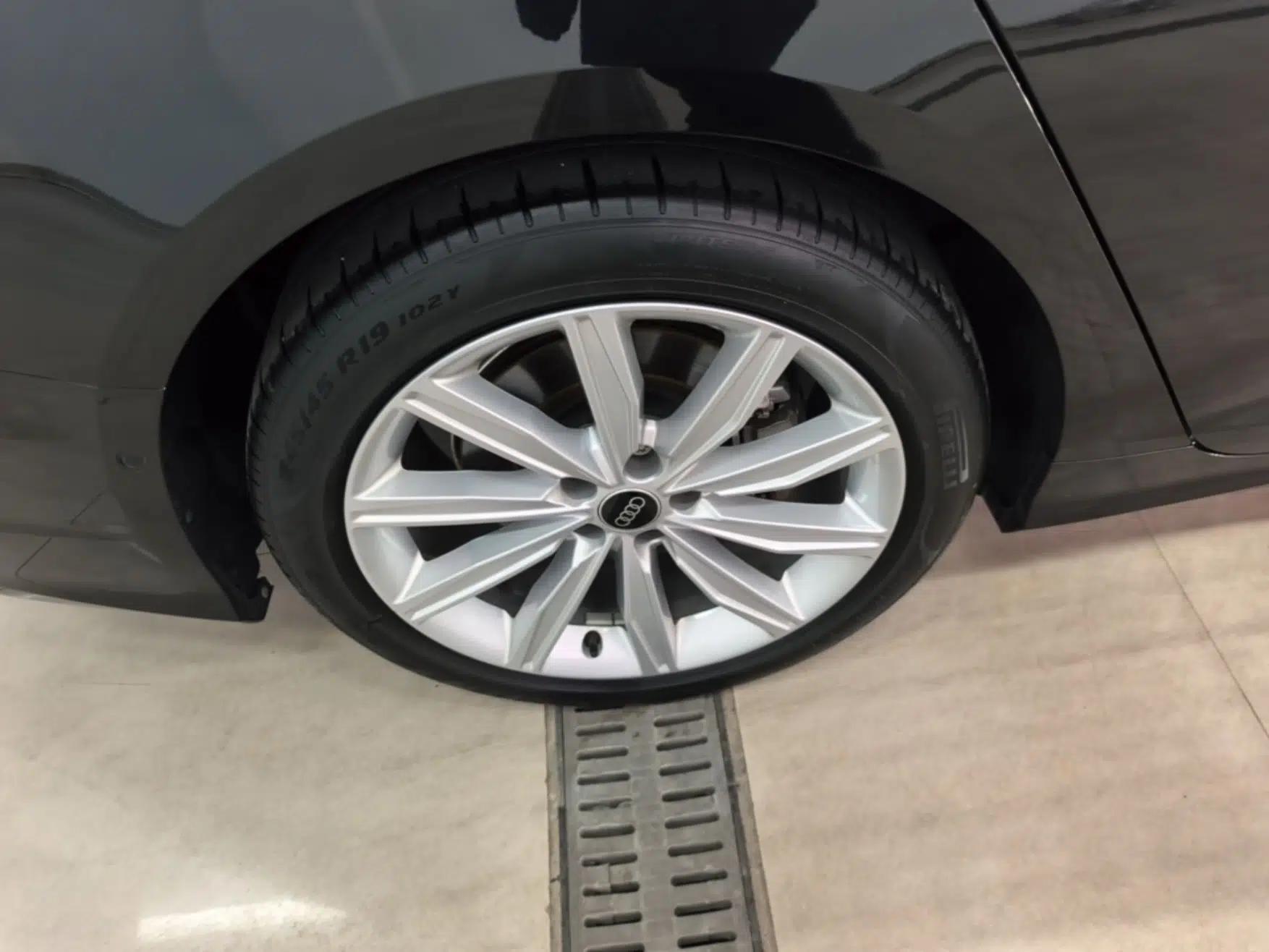 Audi A6L 2024 45 TFSI Prestige Dynamic Edition — миниатюра 11