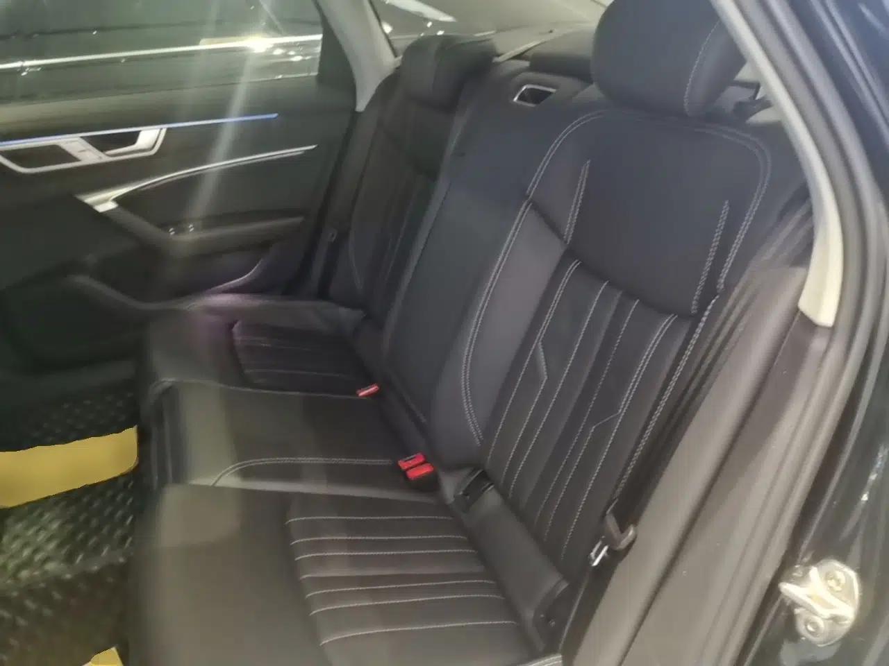 Audi A6L 2023 45 TFSI Prestige Elegant Edition — миниатюра 25