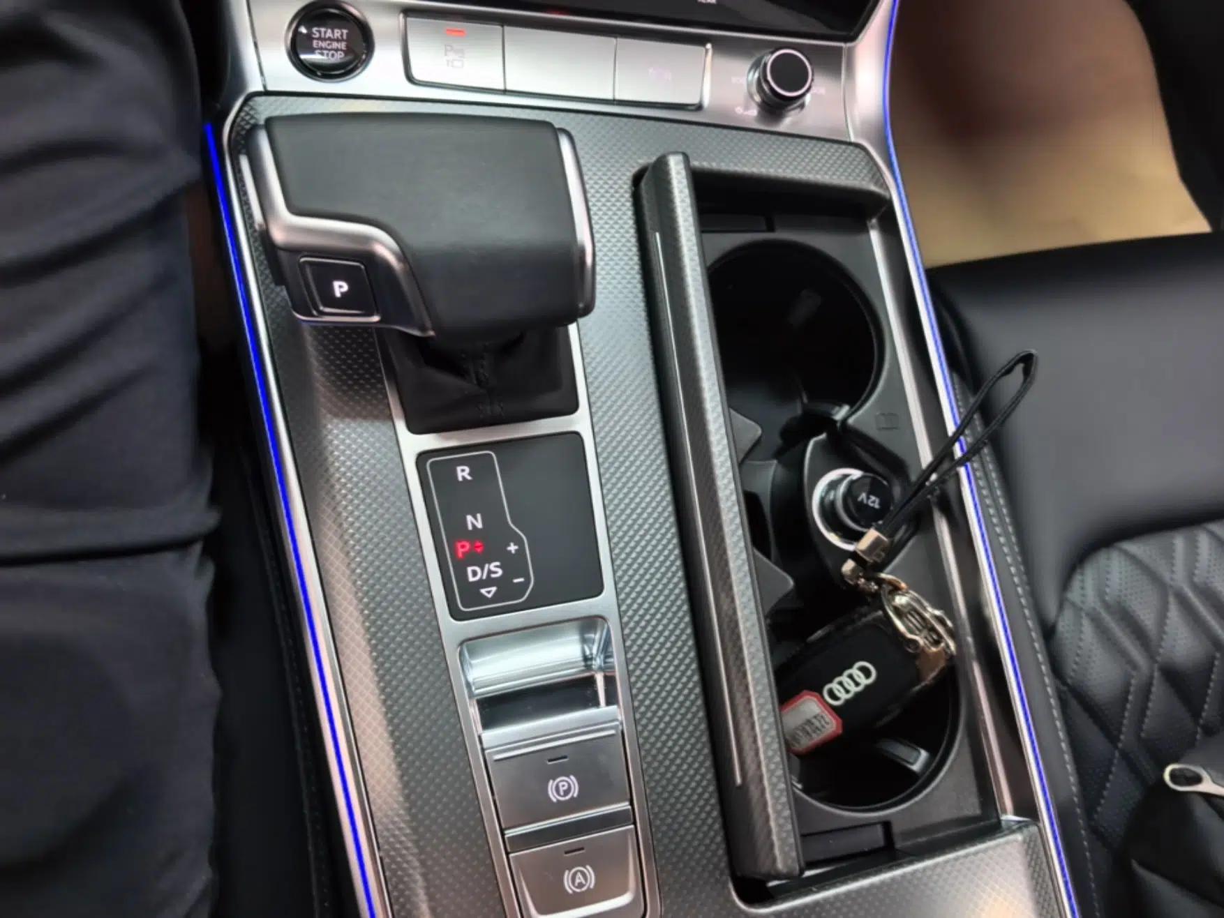 Audi A6L 2025 Revised 45 TFSI Prestige Dynamic Edition — миниатюра 16