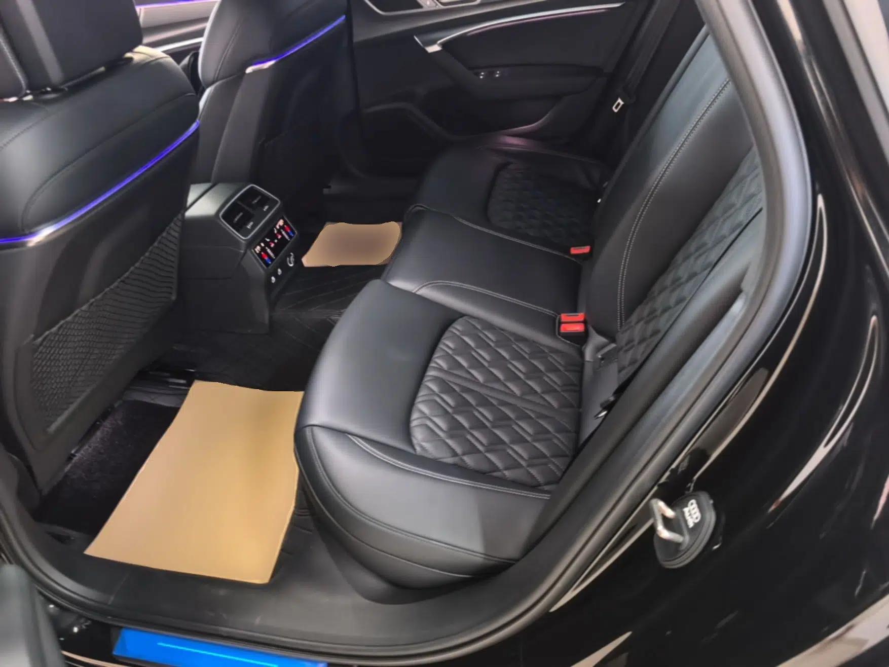 Audi A6L 2025 Revised 45 TFSI Prestige Dynamic Edition — миниатюра 20
