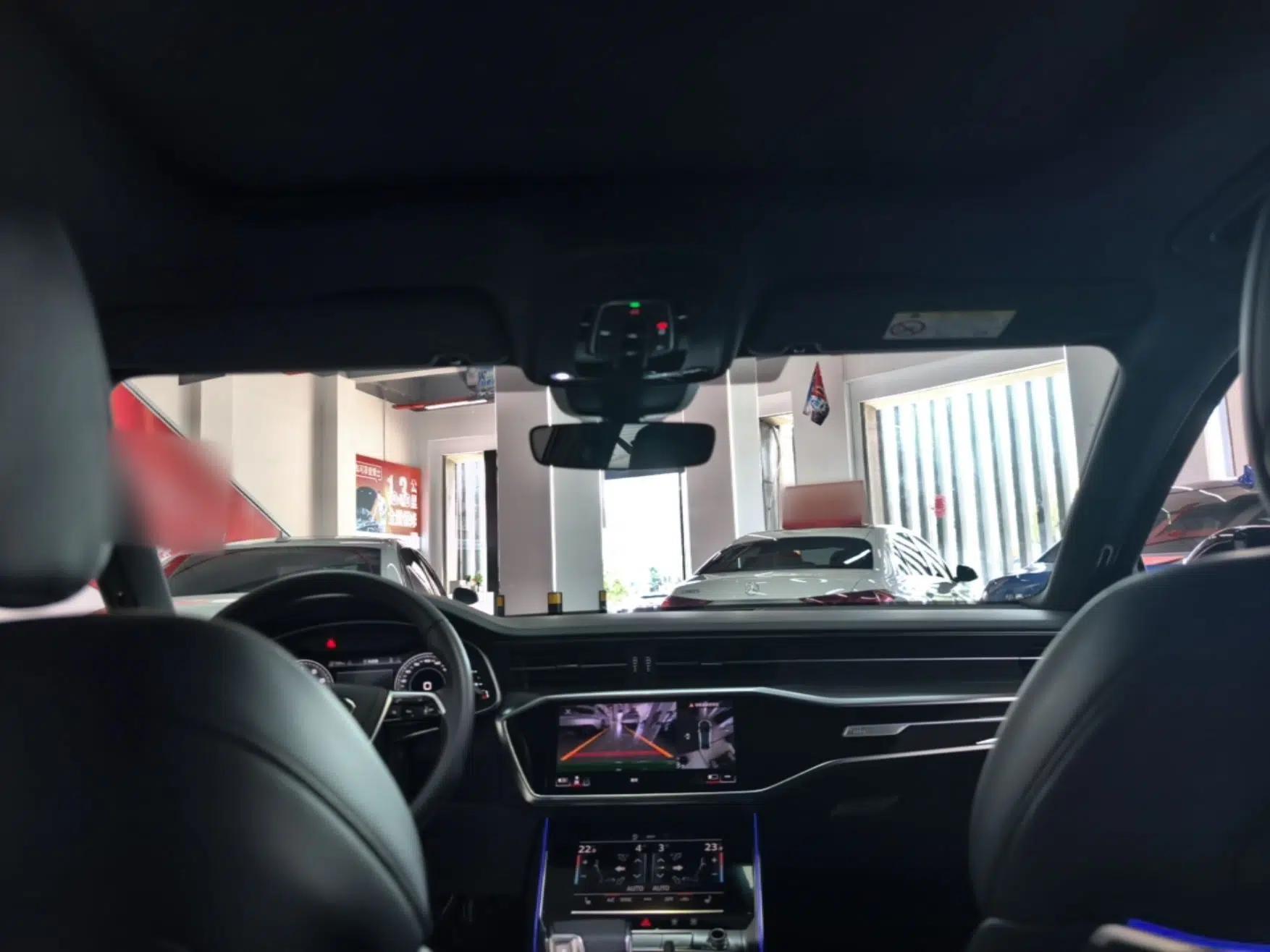 Audi A6L 2025 Revised 45 TFSI Prestige Dynamic Edition — миниатюра 21
