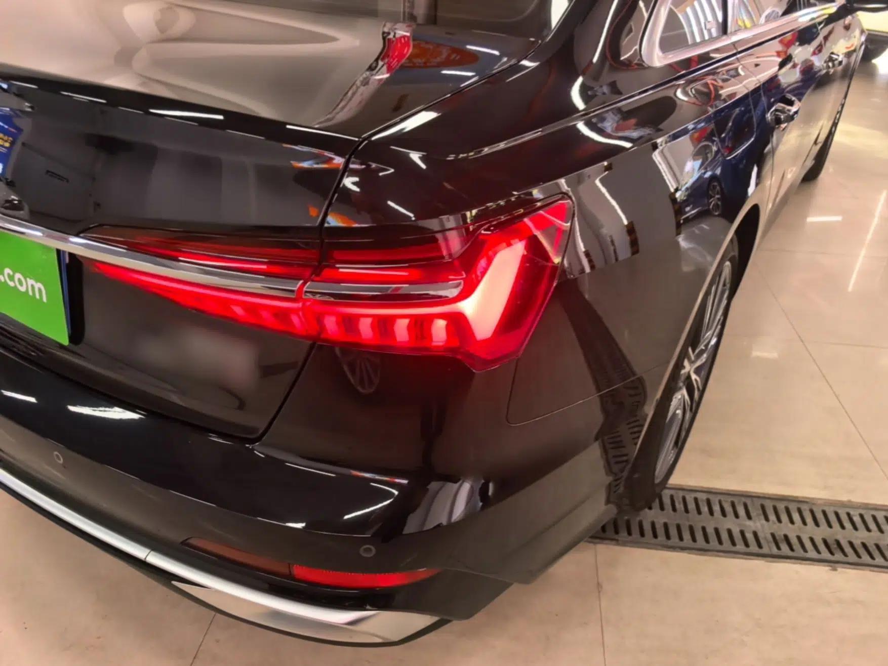 Audi A6L 2025 Revised 45 TFSI Prestige Dynamic Edition — миниатюра 9