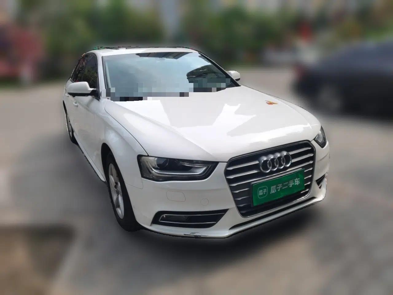 Audi A4L 2016 30 TFSI Collector's Edition Automatic Comfort Model — миниатюра 3