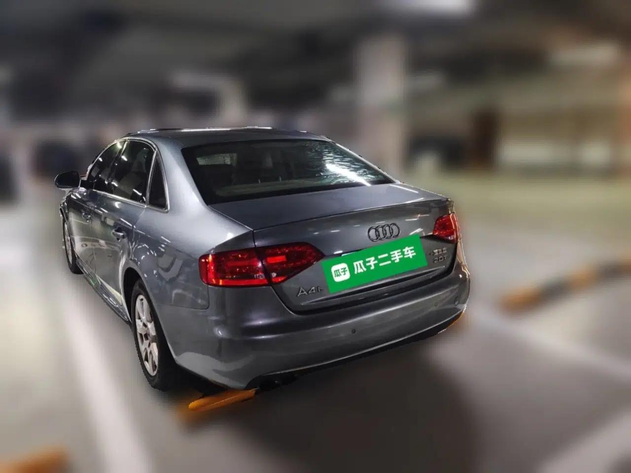 Audi A4L 2010 2.0 TFSI Technology Edition — миниатюра 4