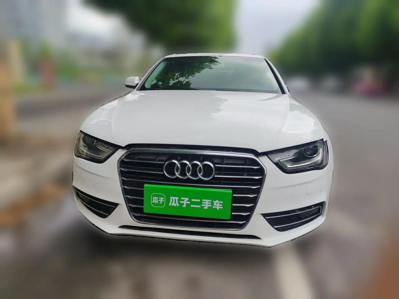 Audi A4L 2015 35 TFSI Automatic Standard Model — миниатюра 2