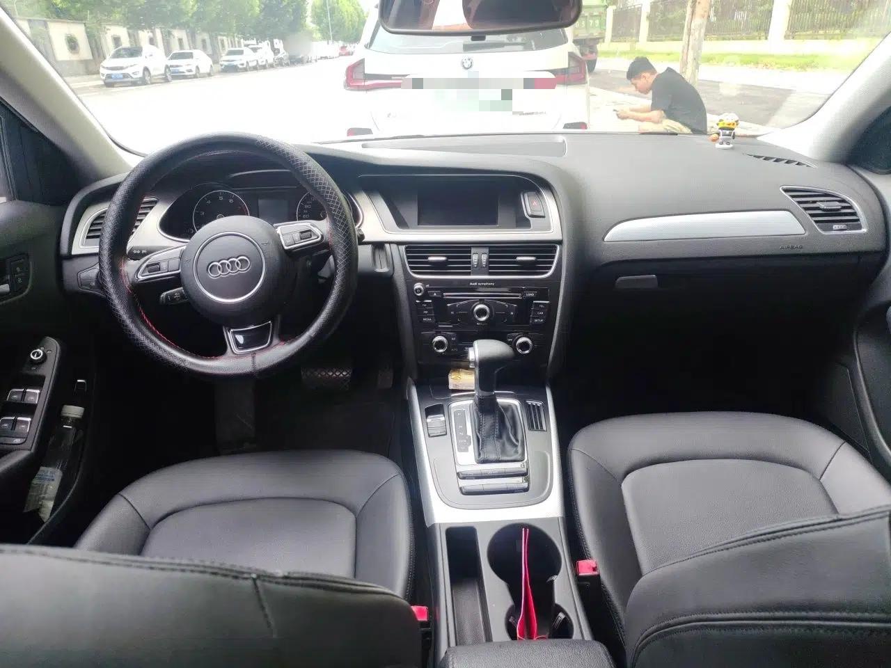 Audi A4L 2015 35 TFSI Automatic Standard Model — миниатюра 9