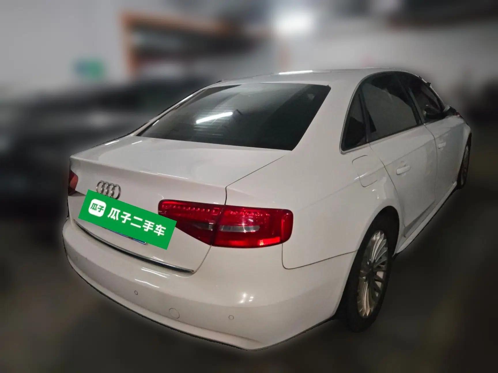 Audi A4L 2015 35 TFSI Automatic Comfort Model — миниатюра 6