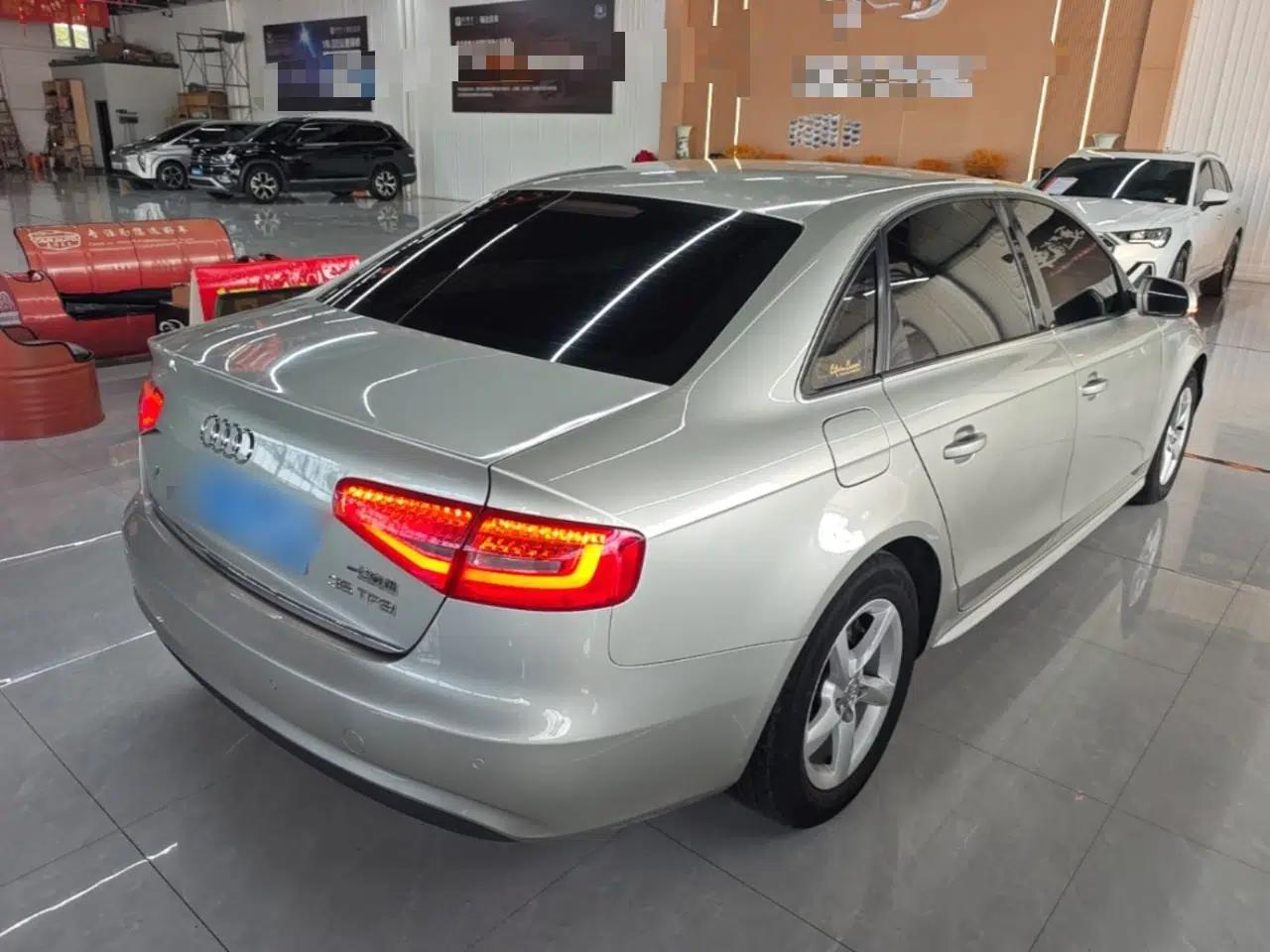 Audi A4L 2015 35 TFSI Automatic Standard Model — миниатюра 6
