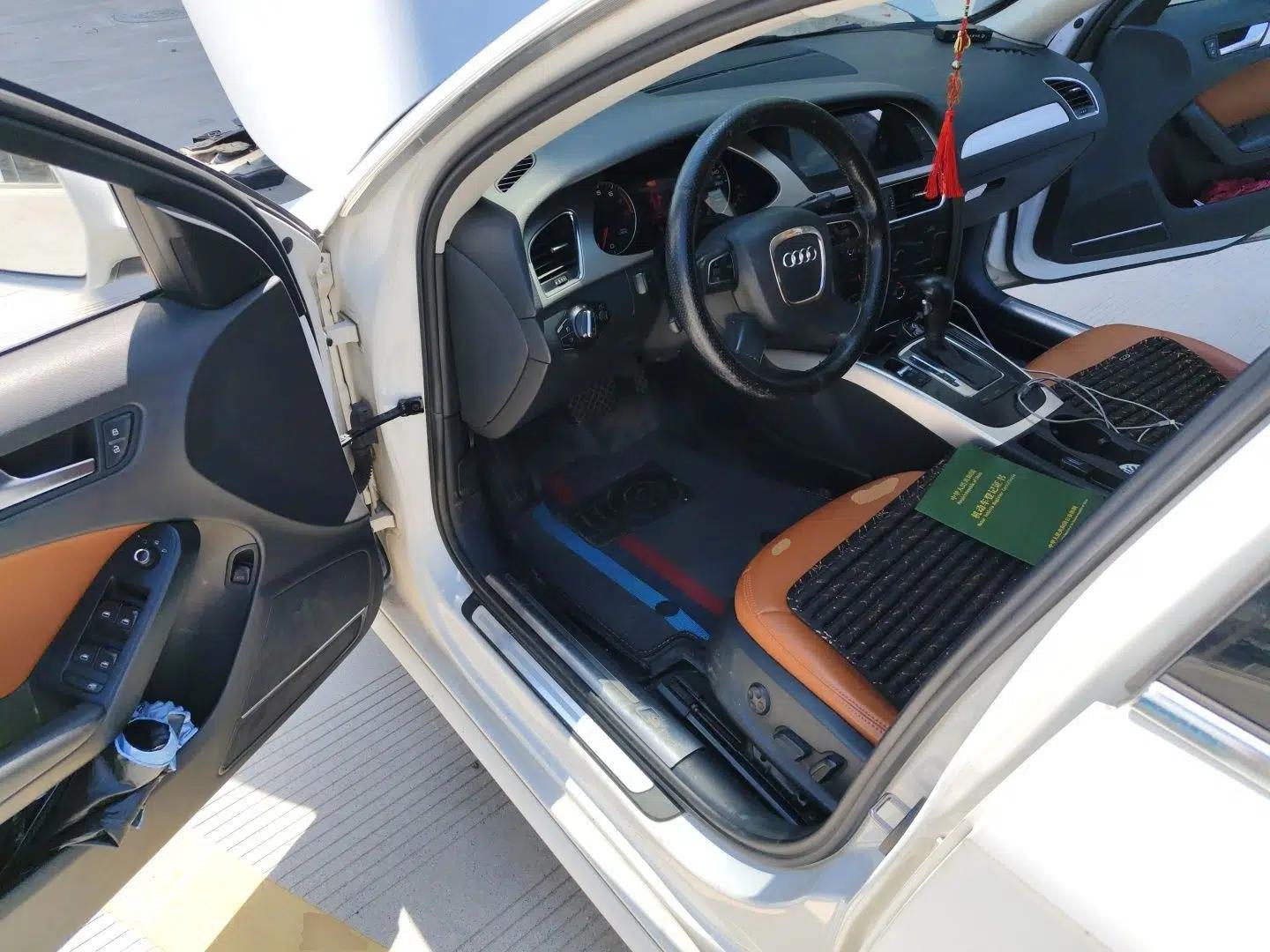 Audi A4L 2012 2.0 TFSI automatic standard version — миниатюра 16
