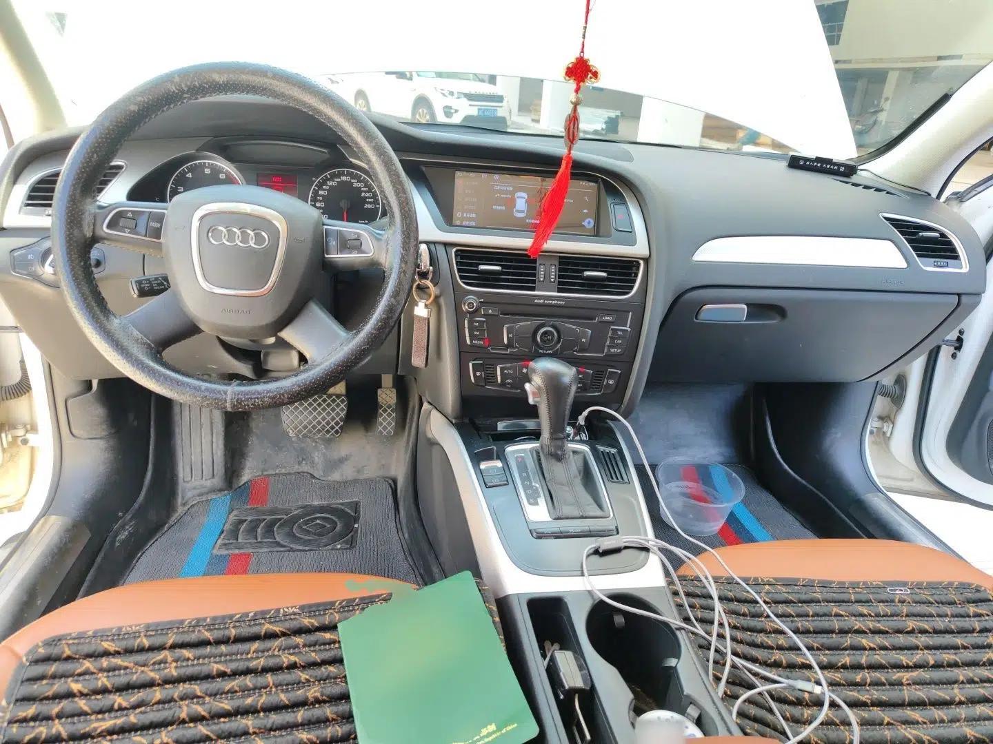 Audi A4L 2012 2.0 TFSI automatic standard version — миниатюра 9