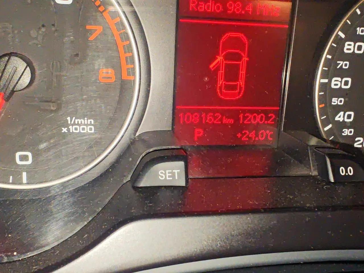 Audi A4L 2012 2.0 TFSI automatic Comfort trim level — миниатюра 12