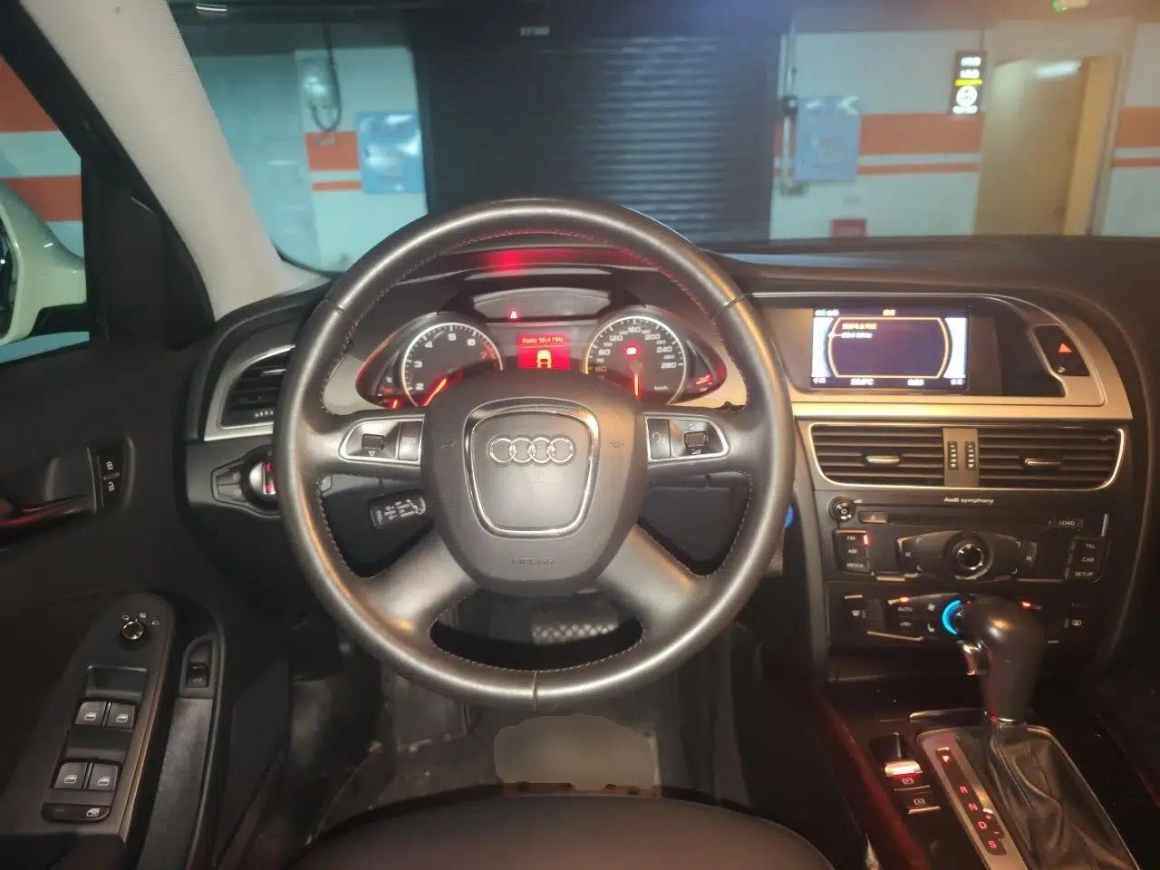 Audi A4L 2012 2.0 TFSI automatic Comfort trim level — миниатюра 10