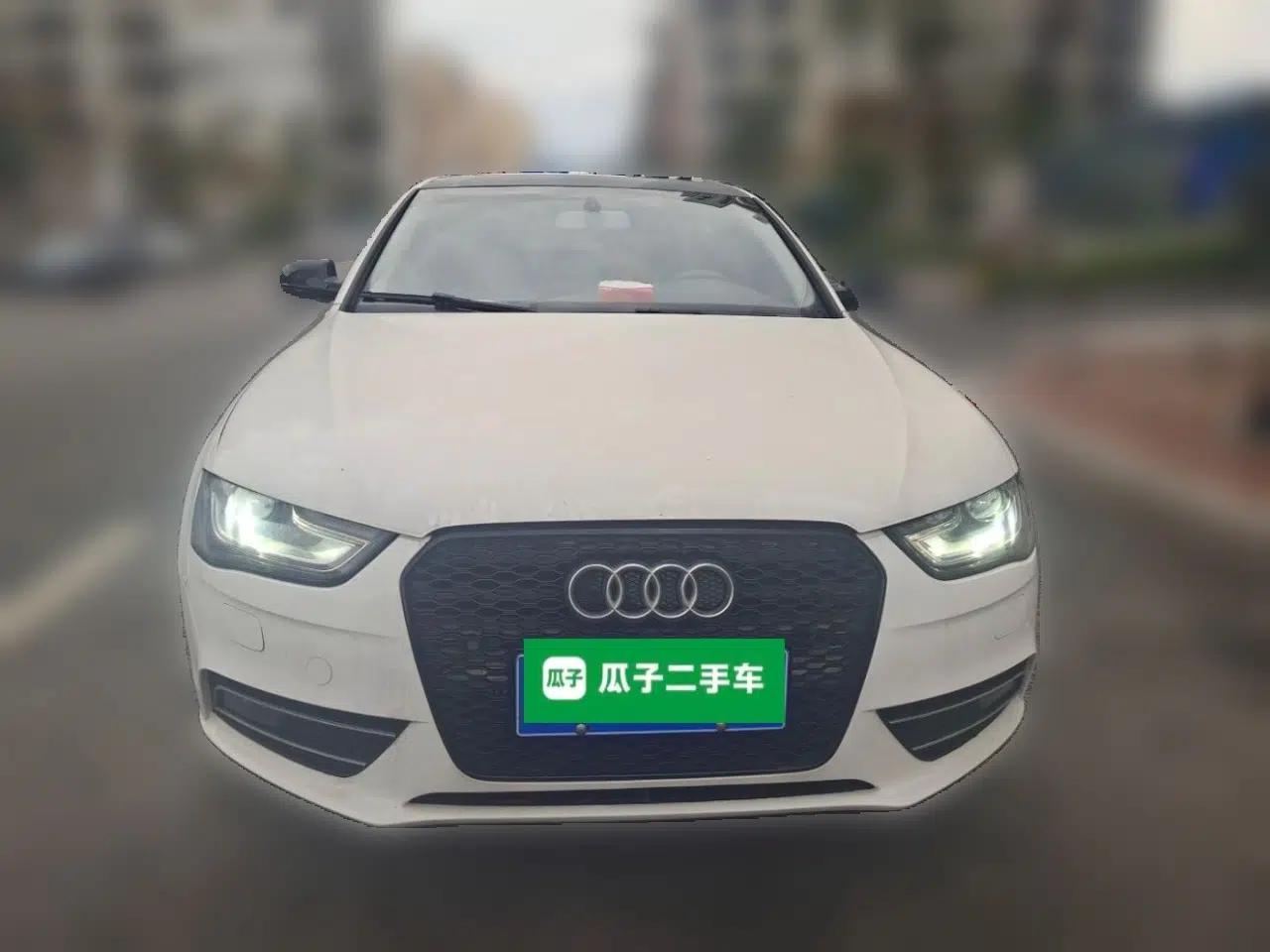 Audi A4L 2013 35 TFSI Automatic Standard Model — миниатюра 2