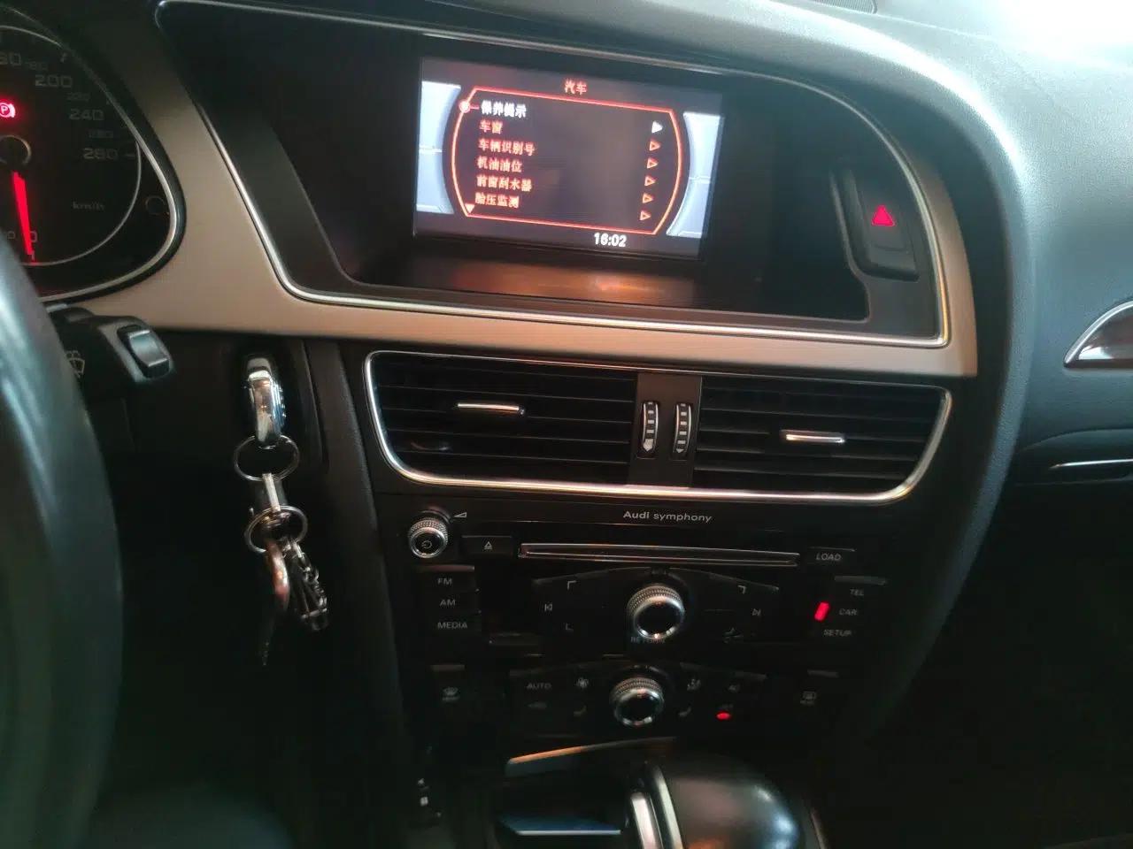 Audi A4L 2013 35 TFSI Automatic Comfort Model — миниатюра 13