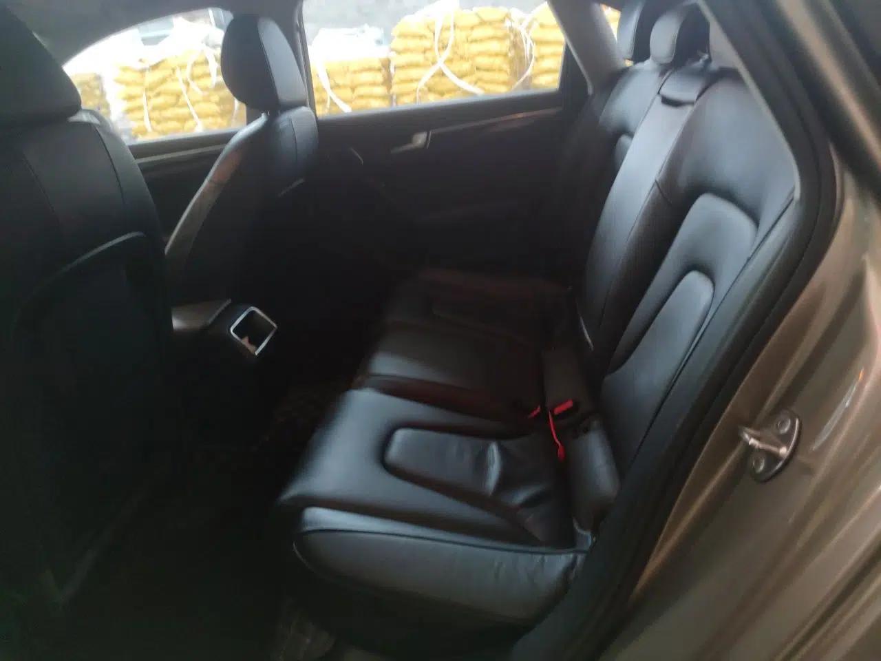 Audi A4L 2013 35 TFSI Automatic Comfort Model — миниатюра 17