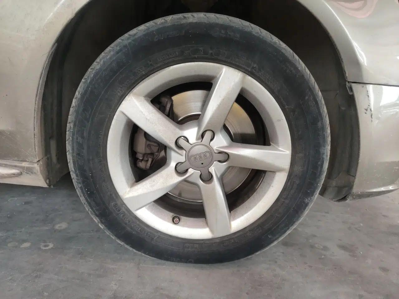 Audi A4L 2013 35 TFSI Automatic Comfort Model — миниатюра 8