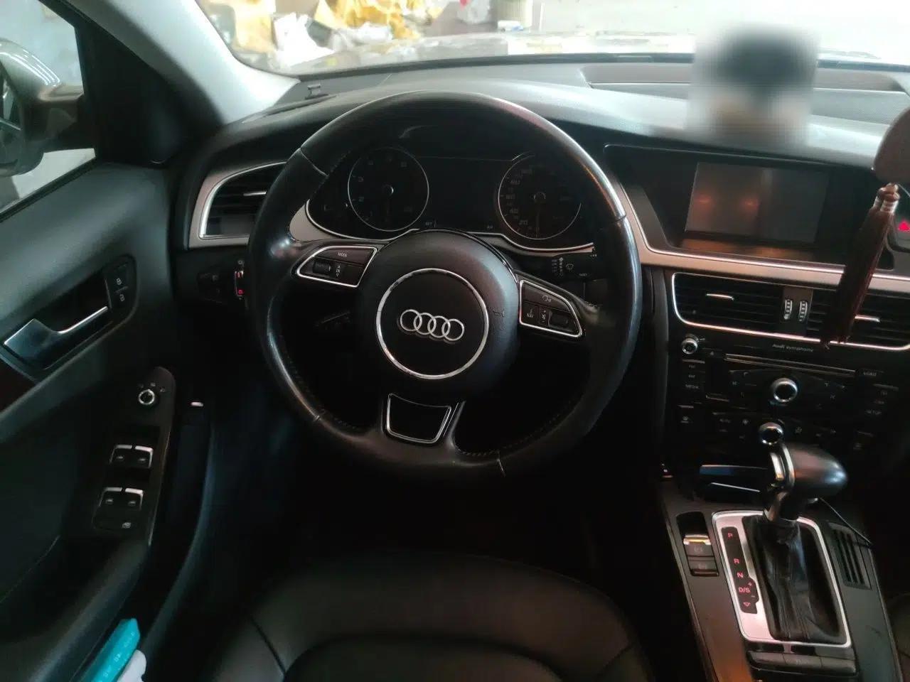 Audi A4L 2013 35 TFSI Automatic Comfort Model — миниатюра 10
