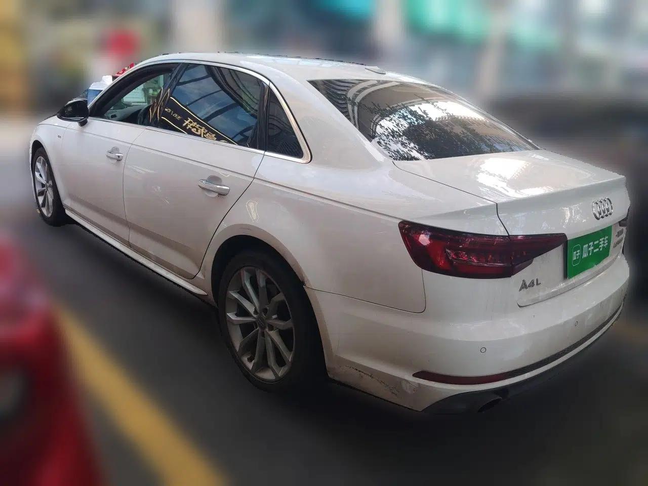 Audi A4L 2018 30th Anniversary Edition 40 TFSI Fashion Model — миниатюра 4