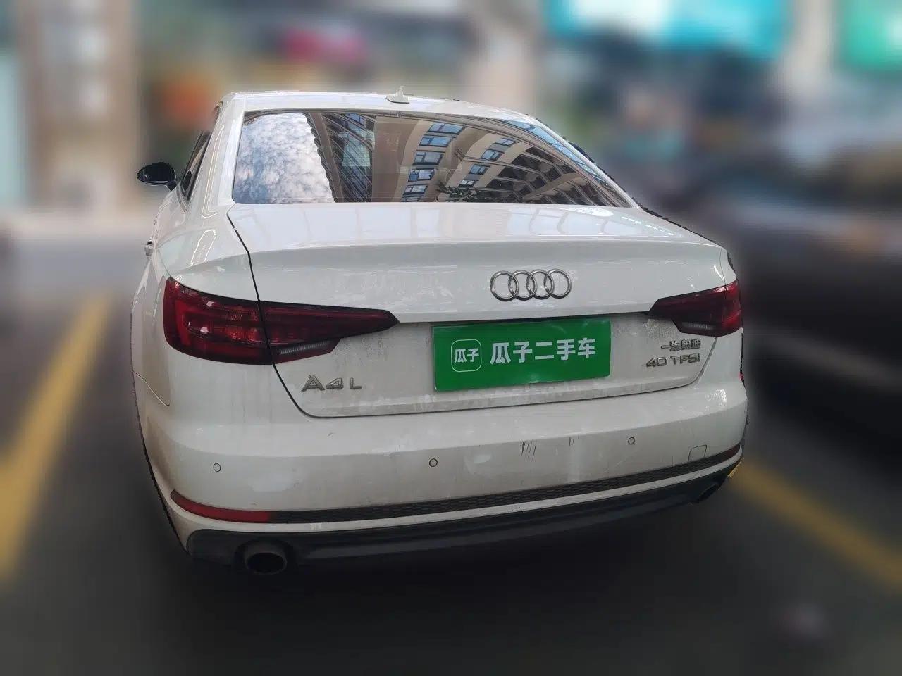 Audi A4L 2018 30th Anniversary Edition 40 TFSI Fashion Model — миниатюра 5