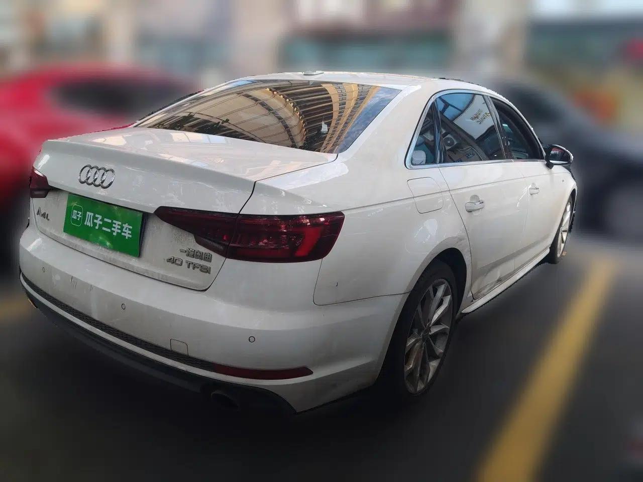 Audi A4L 2018 30th Anniversary Edition 40 TFSI Fashion Model — миниатюра 6
