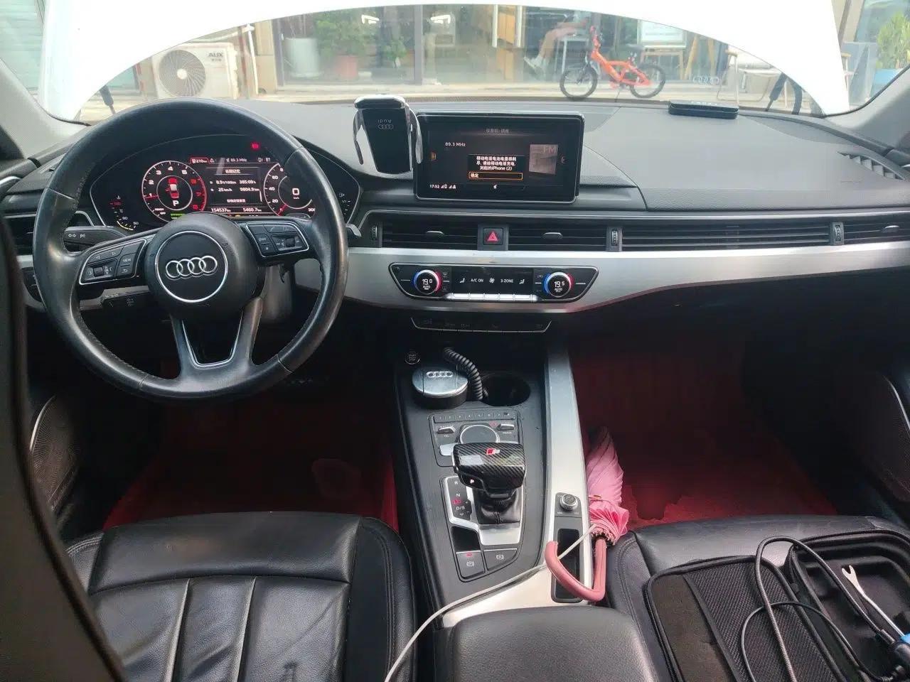 Audi A4L 2018 30th Anniversary Edition 40 TFSI Fashion Model — миниатюра 9