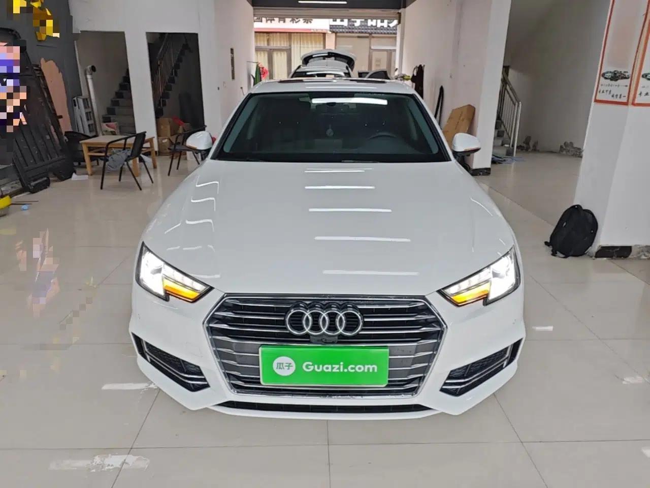 Audi A4L 2019 40 TFSI Ambition China VI — миниатюра 2