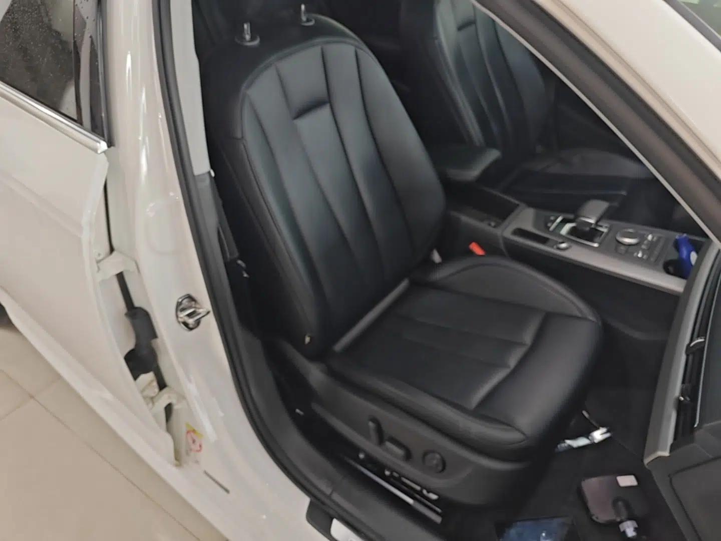 Audi A4L 2019 40 TFSI Ambition China VI — миниатюра 19