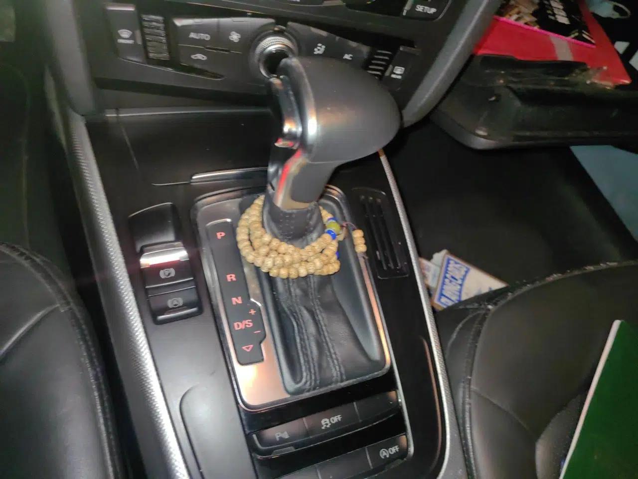 Audi A4L 2013 35 TFSI Automatic Standard Model — миниатюра 14
