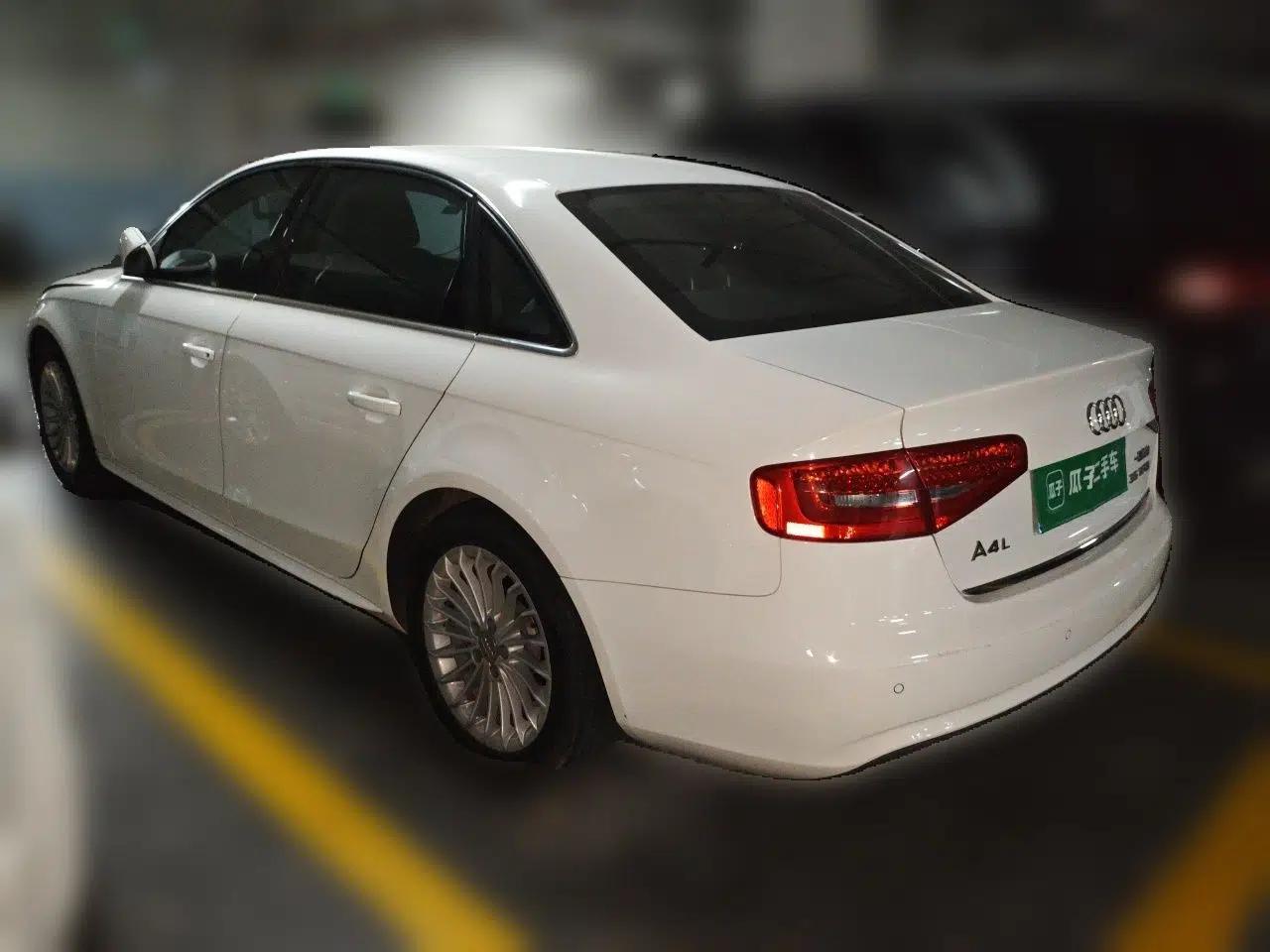 Audi A4L 2015 35 TFSI Automatic Comfort Model — миниатюра 4