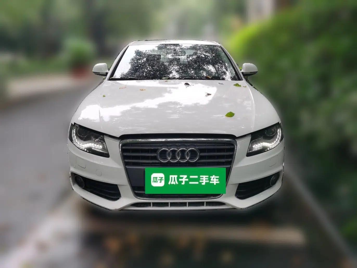 Audi A4L 2012 2.0 TFSI automatic standard version — миниатюра 2