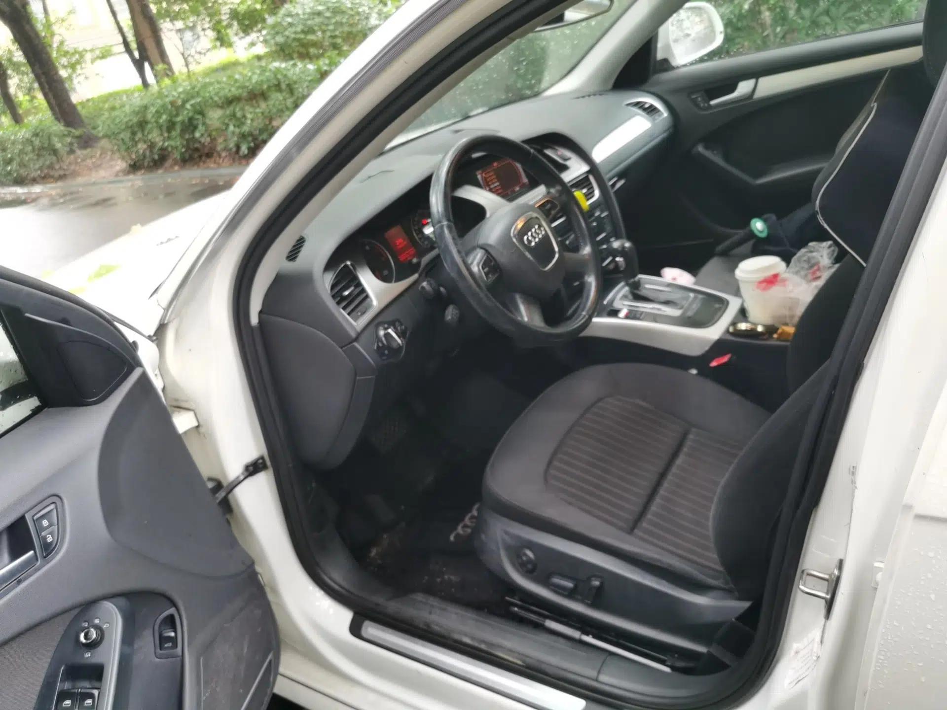 Audi A4L 2012 2.0 TFSI automatic standard version — миниатюра 16