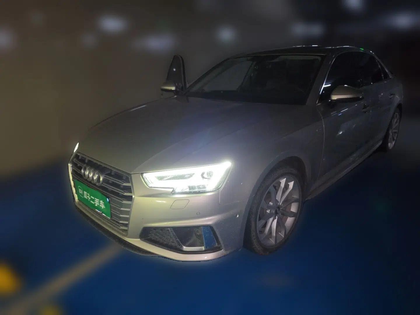 Audi A4L 2019 40 TFSI Fashion Edition China VI Emission Standard — миниатюра 1