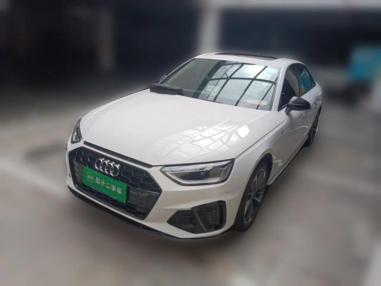 Audi A4L 2022 40 TFSI Fashion Dynamic Model — миниатюра 1