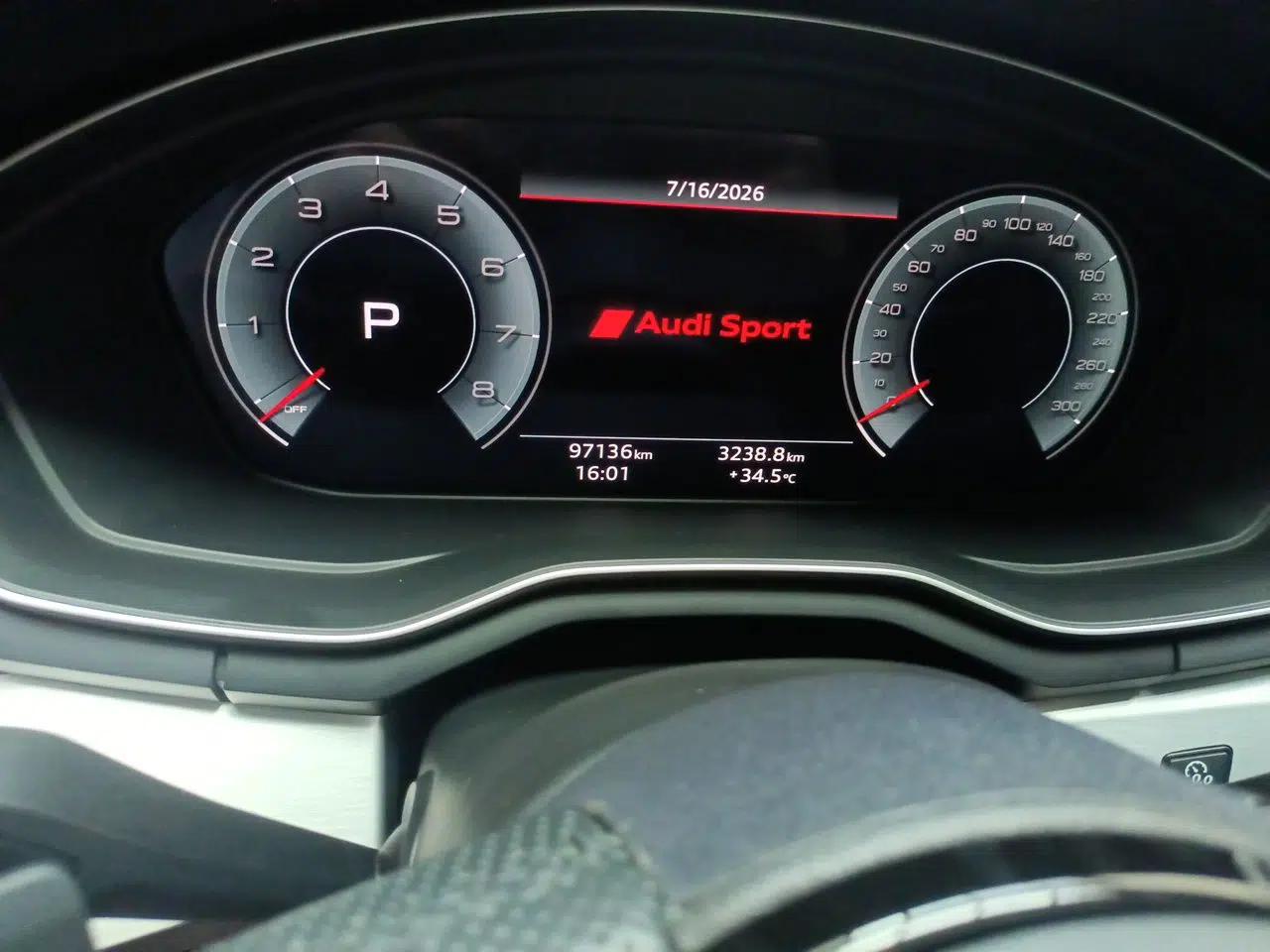 Audi A4L 2022 40 TFSI Fashion Dynamic Model — миниатюра 12