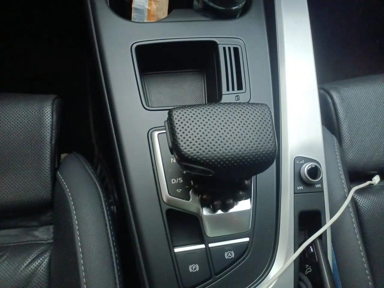 Audi A4L 2022 40 TFSI Fashion Dynamic Model — миниатюра 14