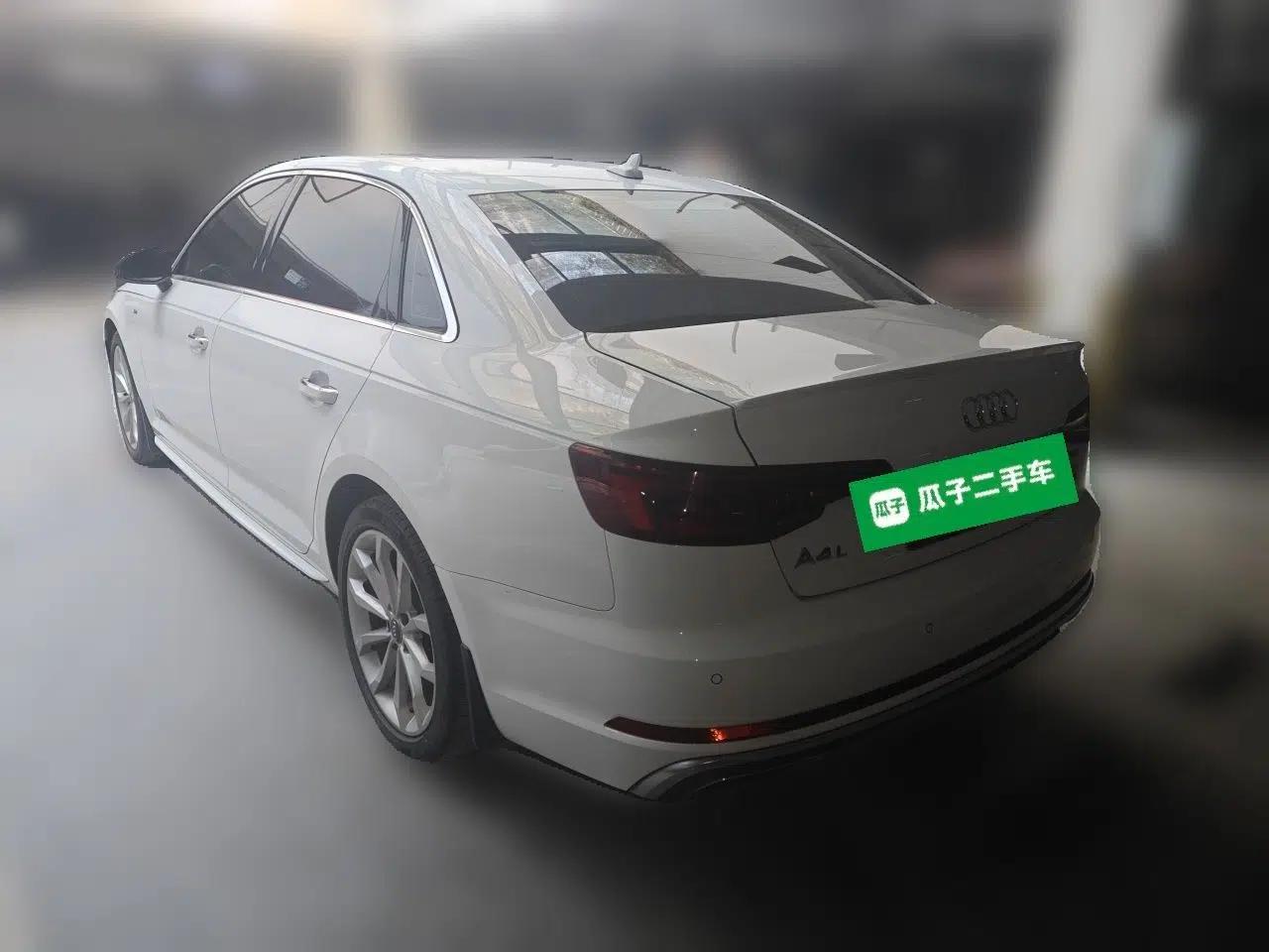 Audi A4L 2019 45 TFSI quattro Individual Sport Edition China V — миниатюра 4