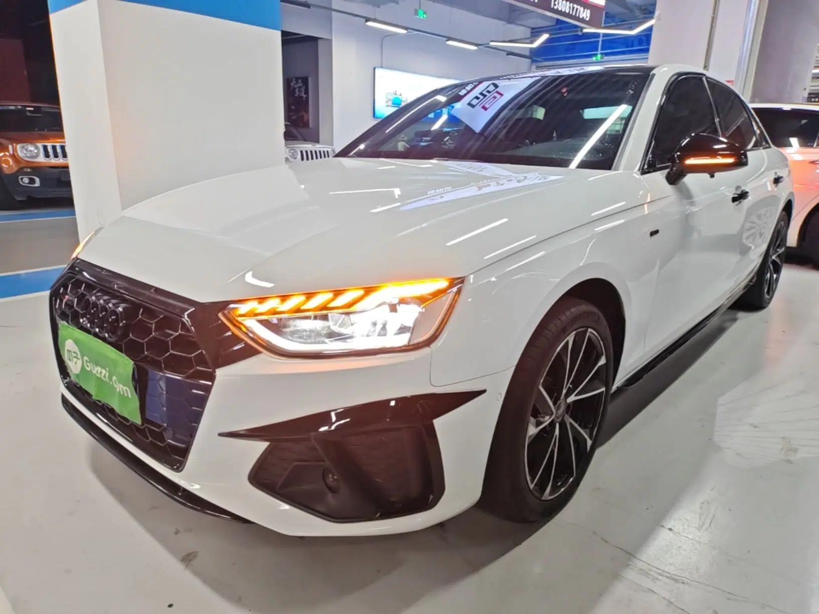 Audi A4L 2022 40 TFSI Luxury Dynamic Model — миниатюра 1