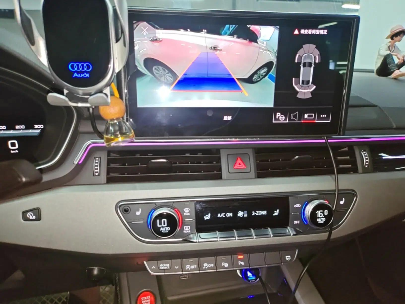 Audi A4L 2022 40 TFSI Luxury Dynamic Model — миниатюра 20
