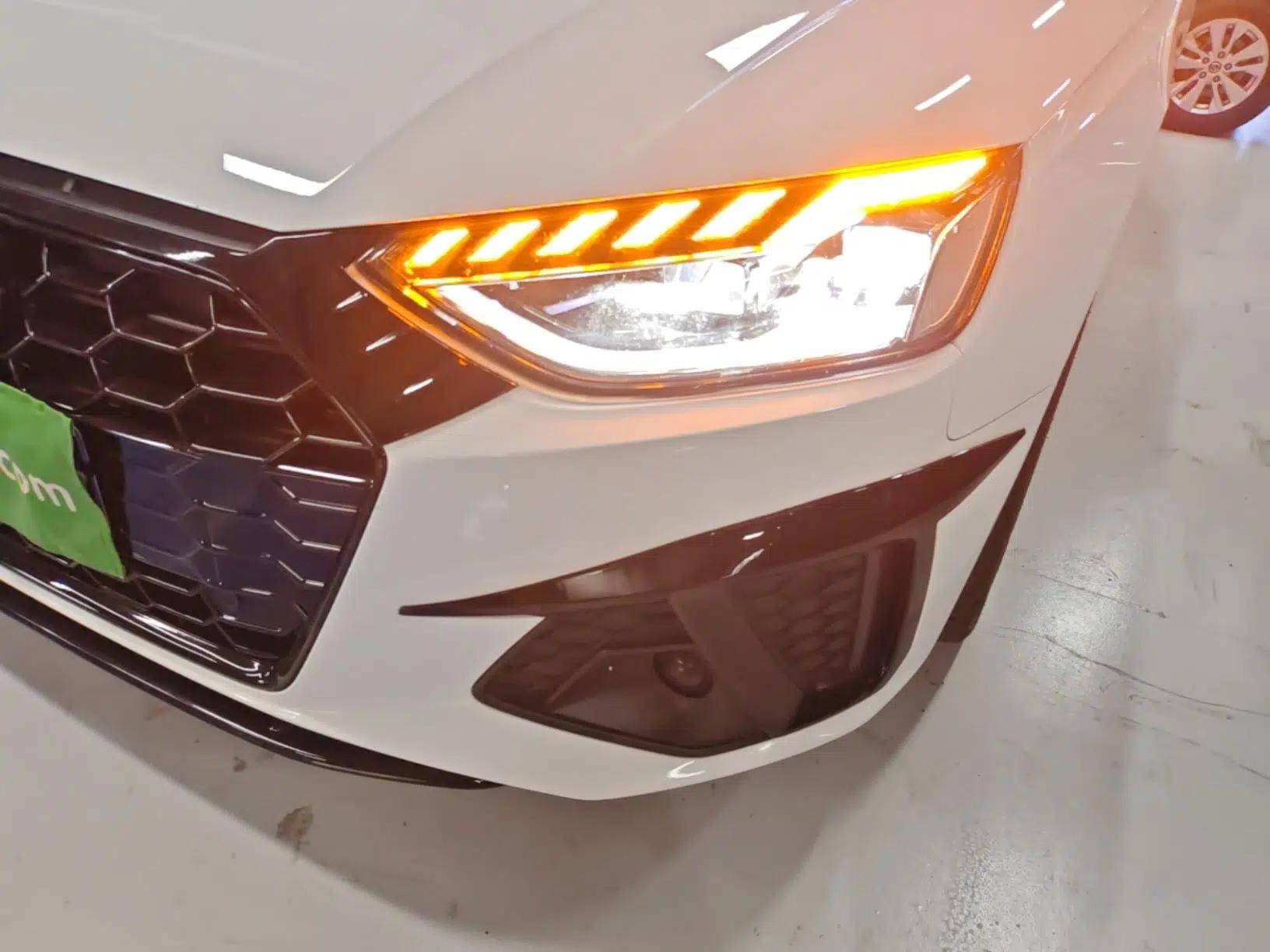 Audi A4L 2022 40 TFSI Luxury Dynamic Model — миниатюра 8