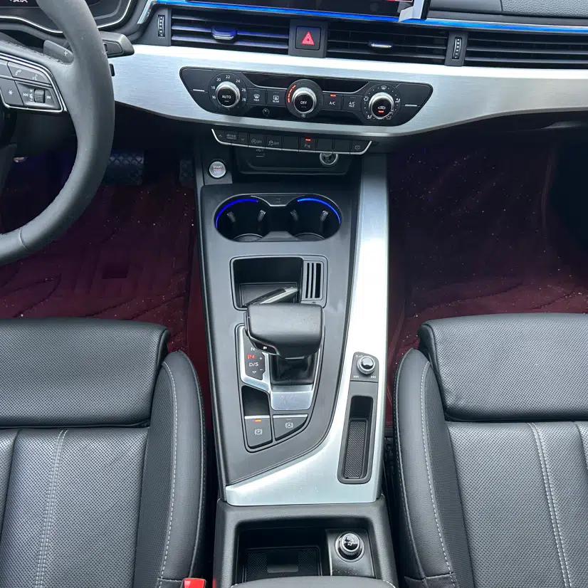 Audi A4L 2024 40 TFSI Fashion Dynamic Model — миниатюра 10