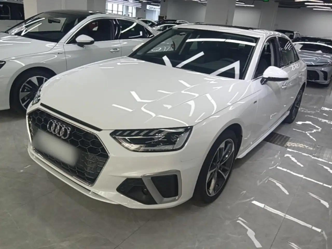 Audi A4L 2022 40 TFSI Fashion Dynamic Model — миниатюра 1
