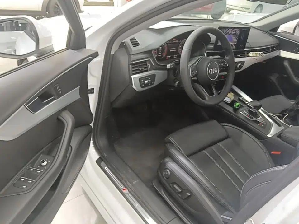 Audi A4L 2022 40 TFSI Fashion Dynamic Model — миниатюра 18