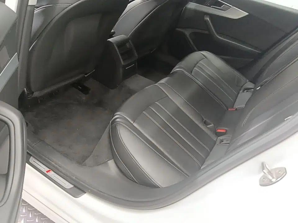 Audi A4L 2022 40 TFSI Fashion Dynamic Model — миниатюра 20