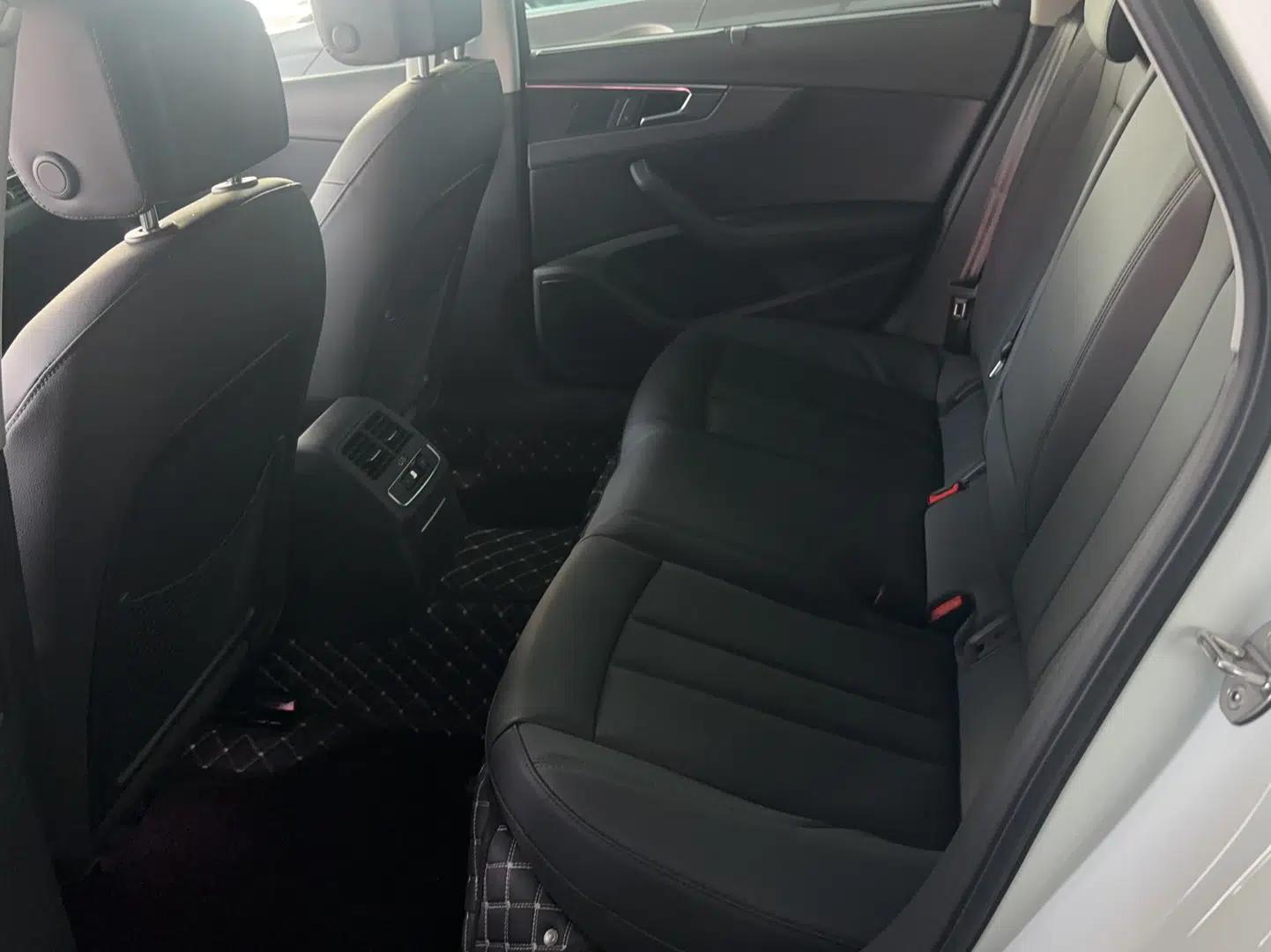 Audi A4L 2022 40 TFSI Luxury Prestige Edition — миниатюра 14